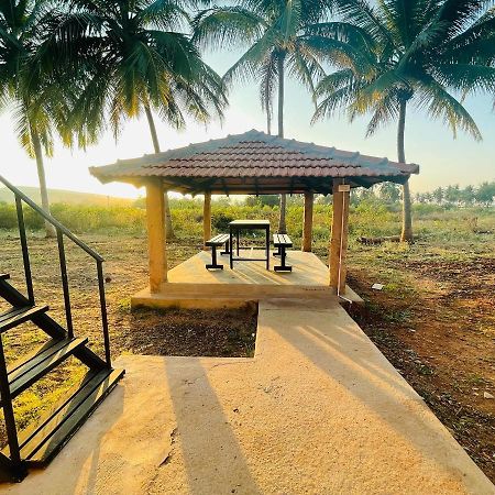 Dharani Home Stay Badami Exterior foto