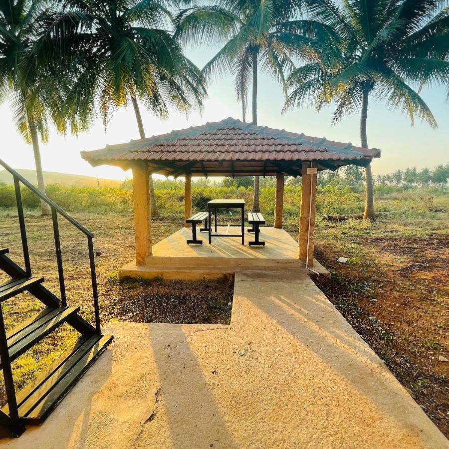 Dharani Home Stay Badami Exterior foto