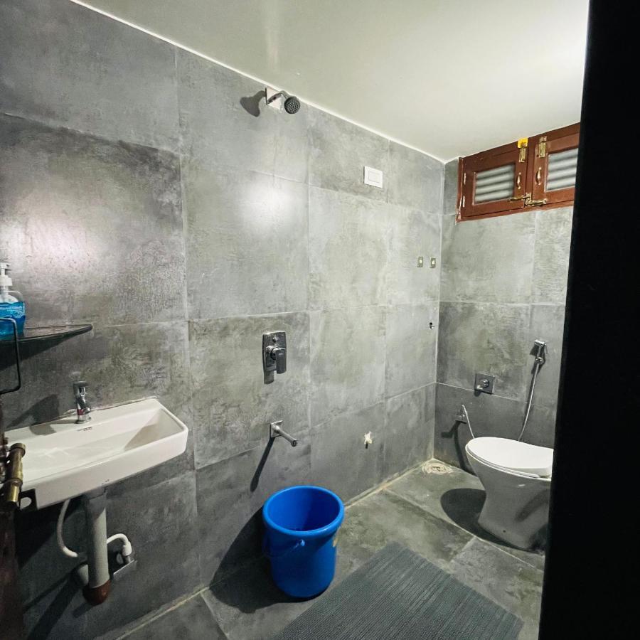 Dharani Home Stay Badami Exterior foto